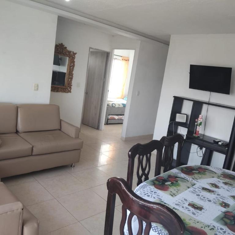 Meghan Cartagena - Three-Bedroom Apartment - 6