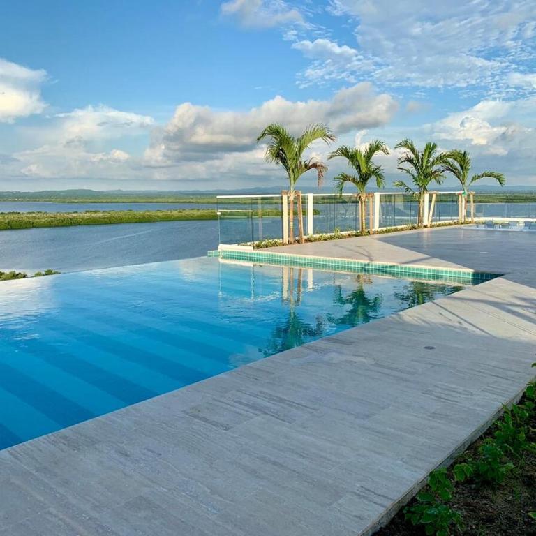 Cartagena Jacuzzi Privado - Two-Bedroom Apartment with Balcony and Terrace - 1