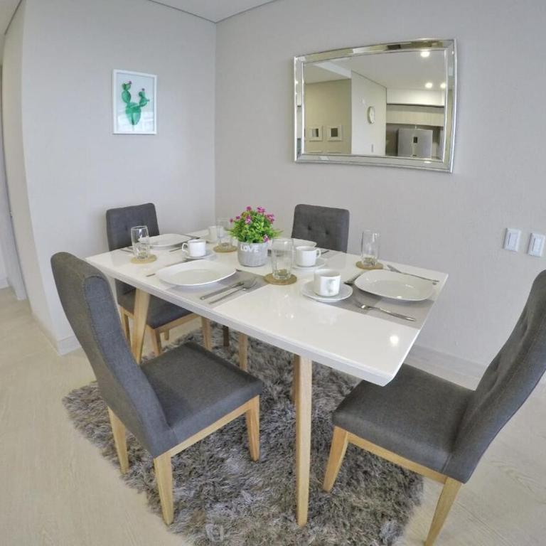 Cartagena Jacuzzi Privado - Two-Bedroom Apartment with Balcony and Terrace - 20