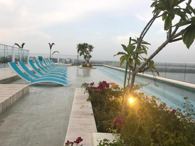 Cartagena Jacuzzi Privado - Two-Bedroom Apartment with Balcony and Terrace - 24