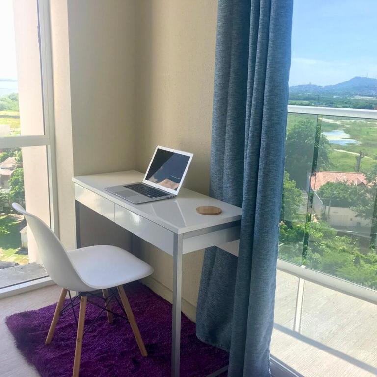 Cartagena Jacuzzi Privado - Two-Bedroom Apartment with Balcony and Terrace - 36