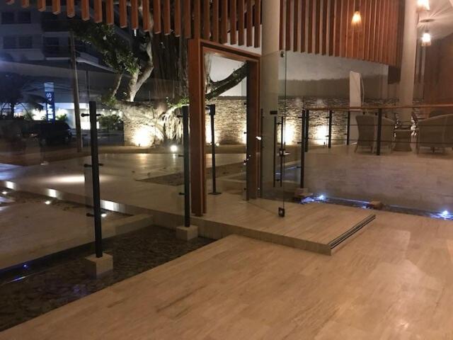 Cartagena Jacuzzi Privado - Two-Bedroom Apartment with Balcony and Terrace - 52