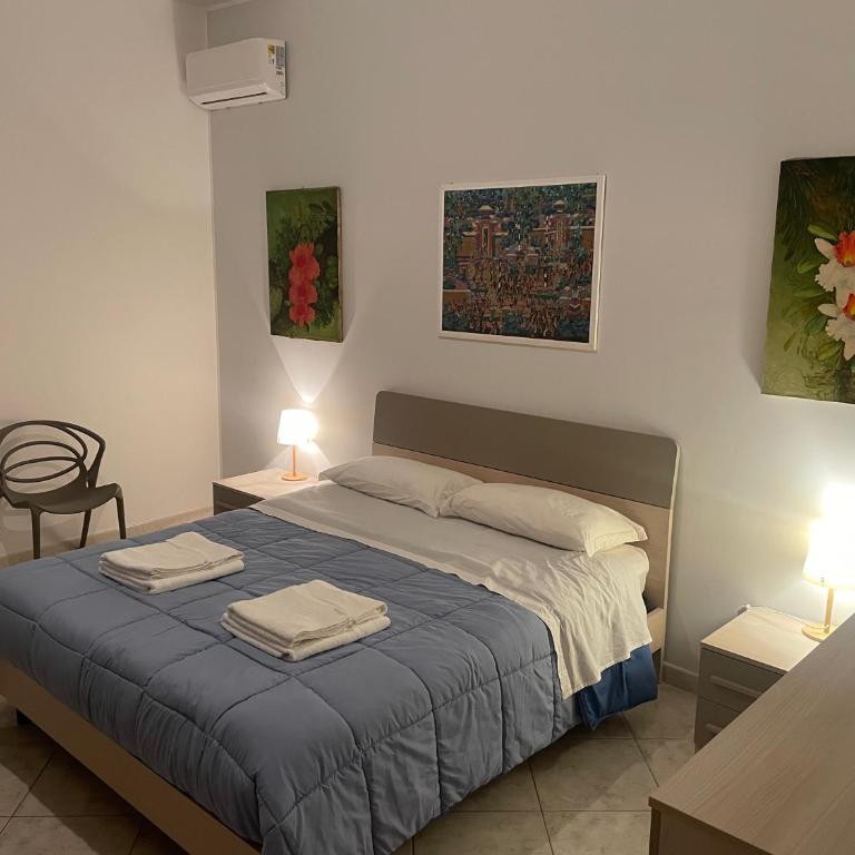 CASA BUONARROTI, comoda, pochi passi da spiaggia e centro - Apartamento de 2 dormitorios - 18