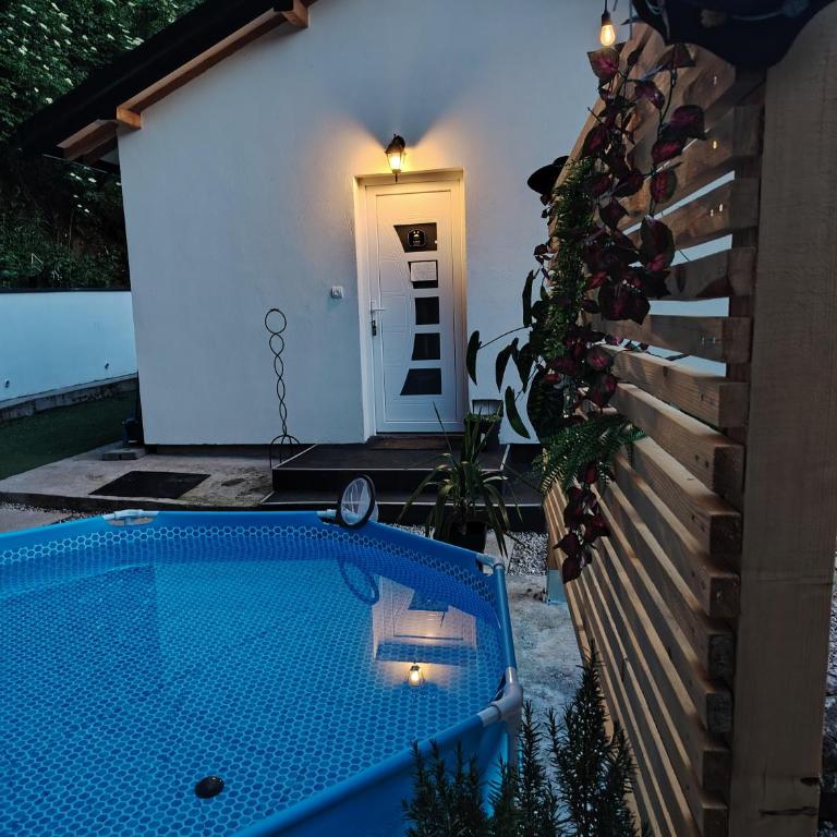 Kuća za odmor MERLIN HOUSE - Maison 1 Chambre - 93