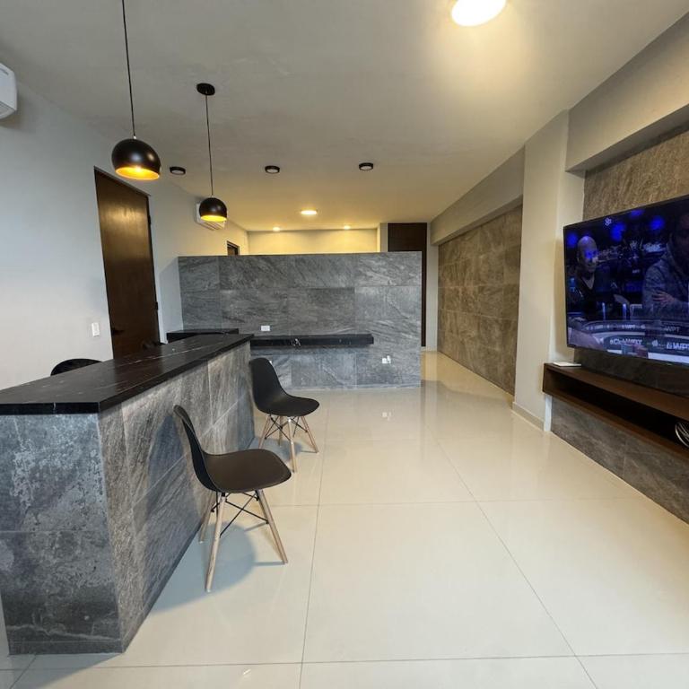 Newly finished loft with an excellent location - One-Bedroom Apartment - 3