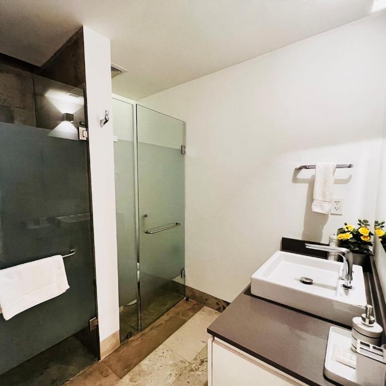 Quiet & Luxurious Apartment with the Best Location - Apartment mit 1 Schlafzimmer - 2