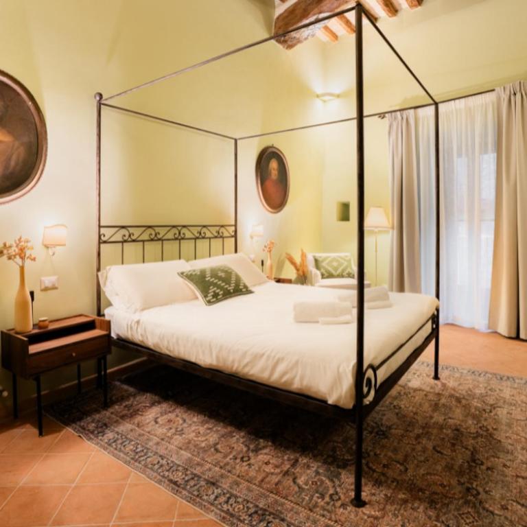 Calende di Maggio 2 minutes from Parking & Basilica - Appartamento - 20
