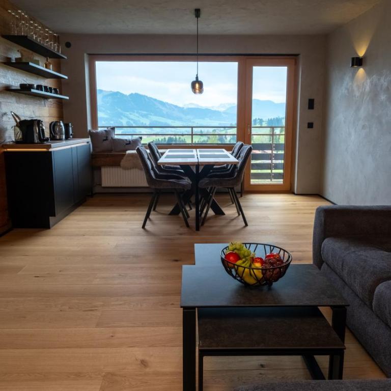 Luxus Suite mit Zirbensauna, Alpenblick und Pool - Deluxe-Apartment mit 2 Schlafzimmern und Gartenblick - 30