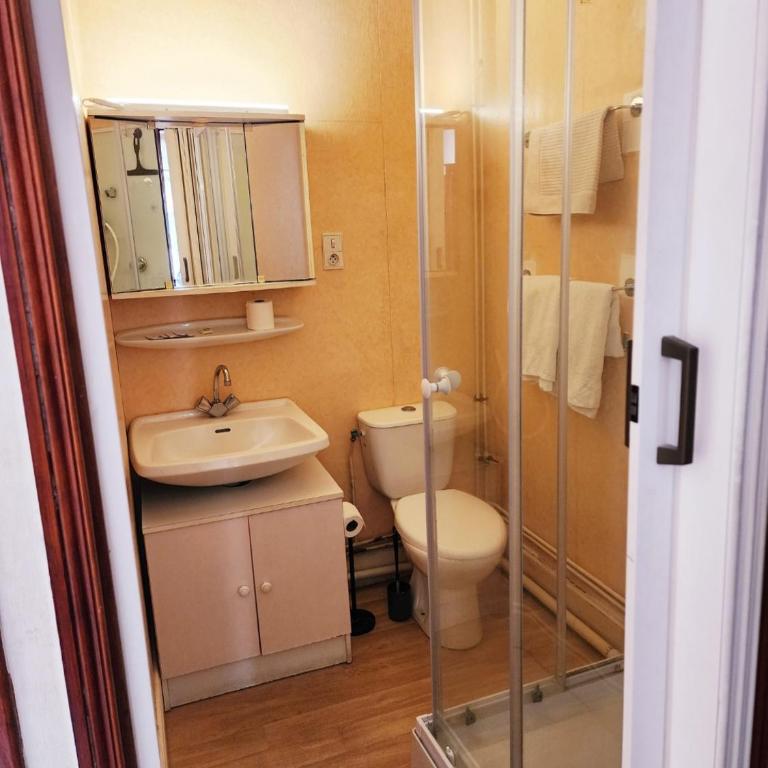 Chambre chez Marie et Didier 1 minute à pied du sanctuaire de Lourdes - Chambre Double Supérieure - 3