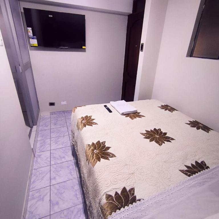Silva House Cusco - Habitación con cama grande - 5