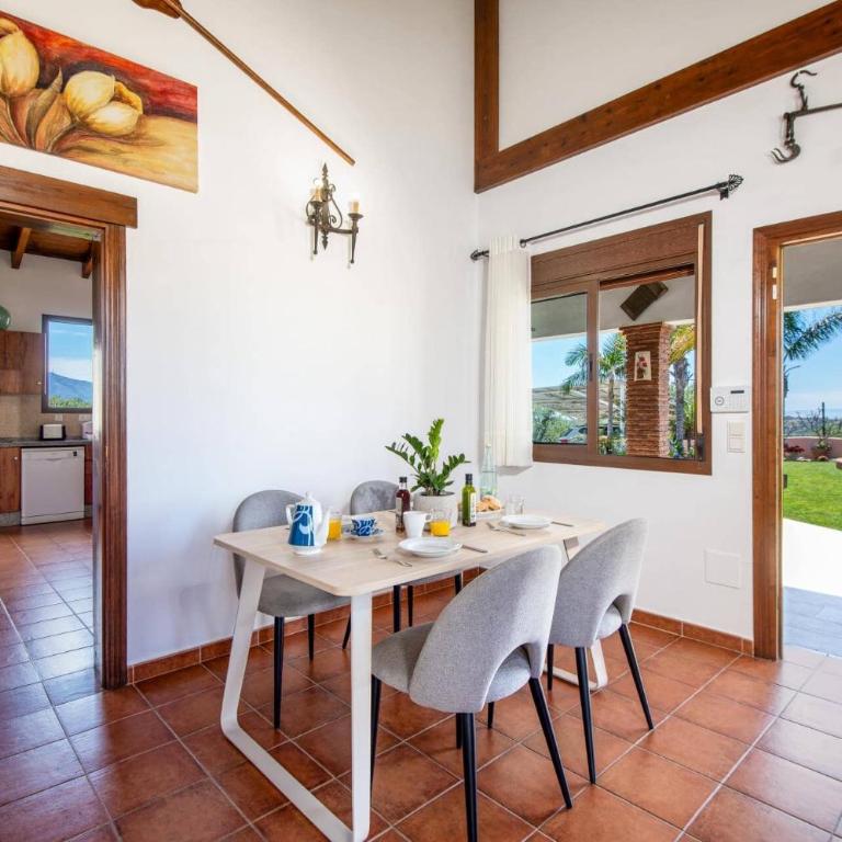 Villa Algazara by Villa Plus - Villa - 6