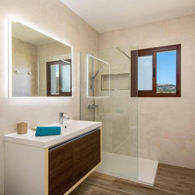 Villa Algazara by Villa Plus - Villa - 11
