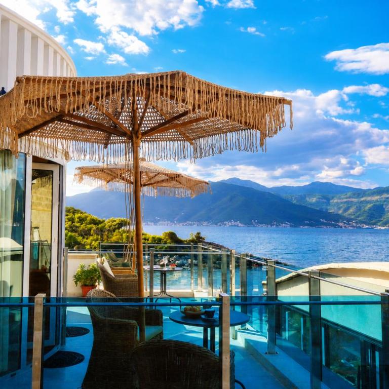 Luxury Sea Residence by Kristina - Deluks Dvokrevetna Soba sa Bračnim Krevetom i Balkonom - 10