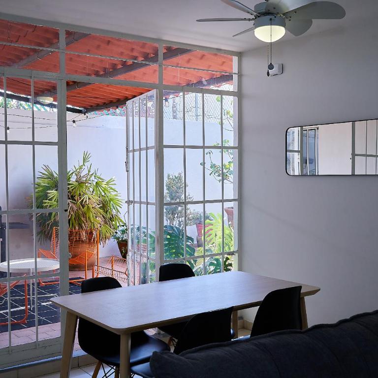 Glasshouse - Amplio Depa 4 Cuartos - 2 Patios - Col Americana - Apartment - 8