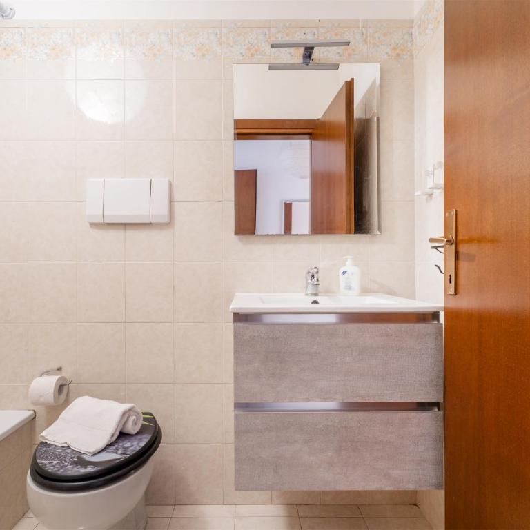 Casa Giorgio - Sunny Balcony - Appartamento con 2 Camere da Letto e Terrazza - 19
