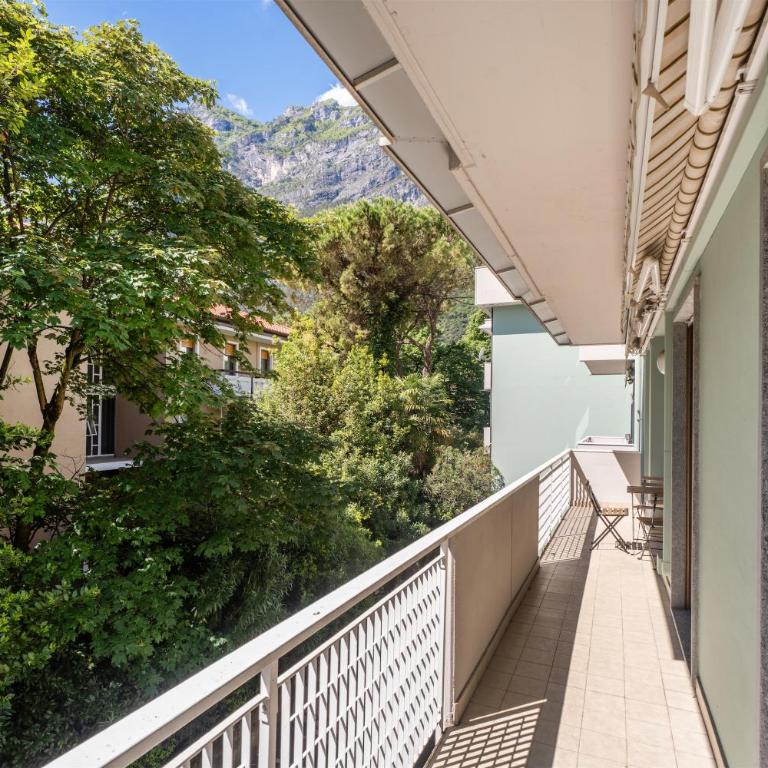 Casa Giorgio - Sunny Balcony - Appartamento con 2 Camere da Letto e Terrazza - 14
