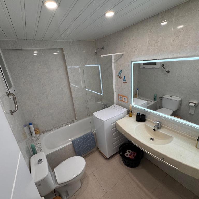 Apartamento a 3 min de la playa - Casa Márquez TAC - Apartamento de 3 dormitorios con balcón - 11