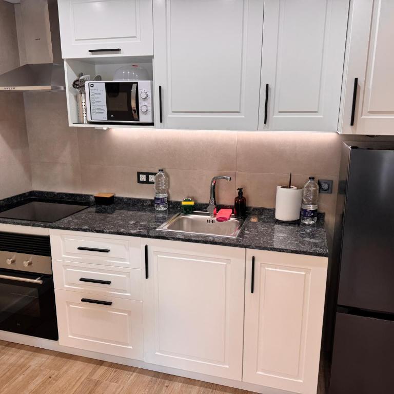 Apartamento a 3 min de la playa - Casa Márquez TAC - Apartamento de 3 dormitorios con balcón - 20