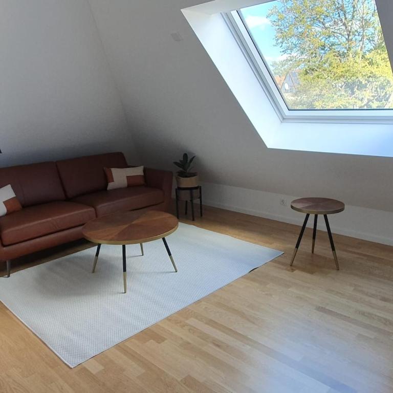 Moderne Dachgeschosswohnung in exklusiver Villa - Appartamento con 3 Camere da Letto - 3