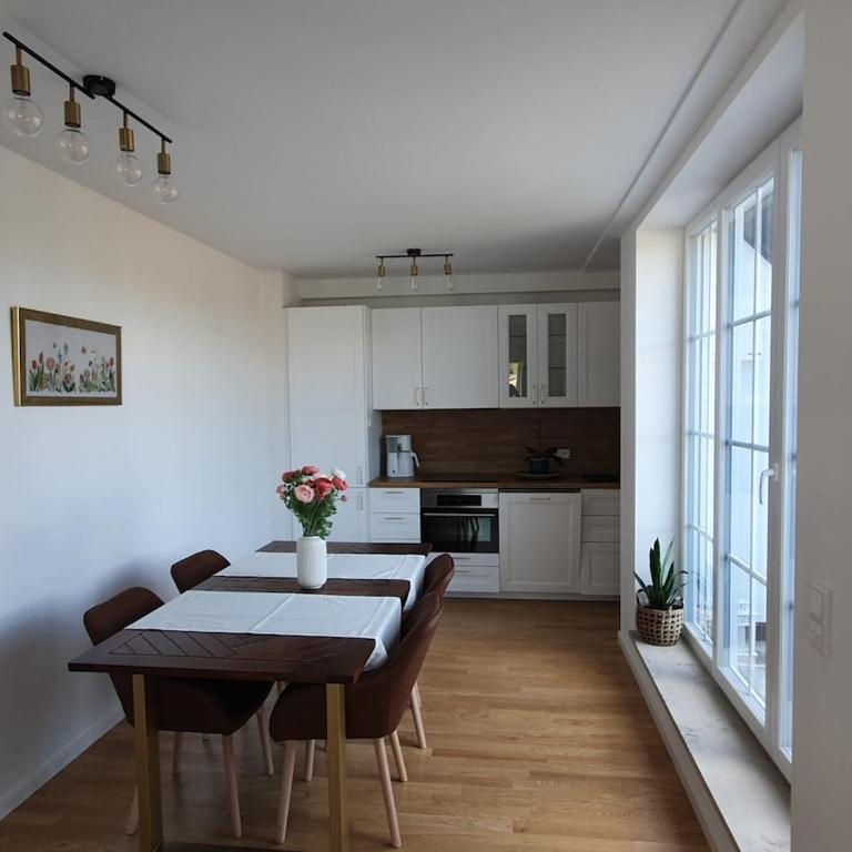 Moderne Dachgeschosswohnung in exklusiver Villa - Appartamento con 3 Camere da Letto - 8