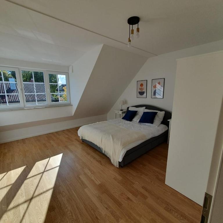 Moderne Dachgeschosswohnung in exklusiver Villa - Appartamento con 3 Camere da Letto - 15