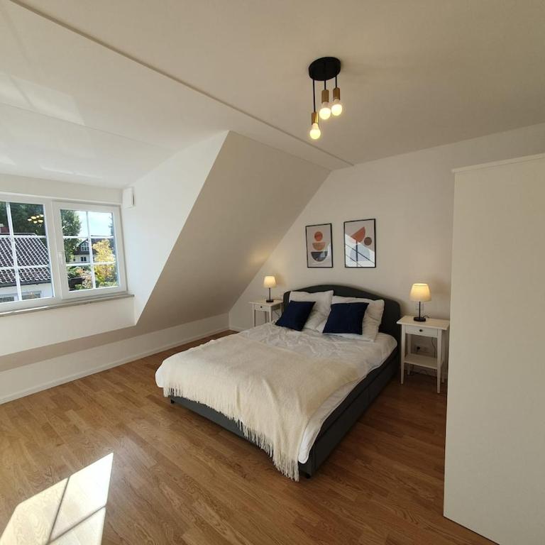 Moderne Dachgeschosswohnung in exklusiver Villa - Appartamento con 3 Camere da Letto - 25