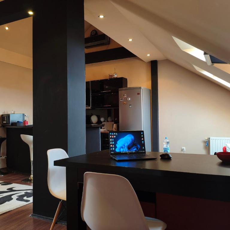 Zoki Retreat - Two-Bedroom Apartment - 12