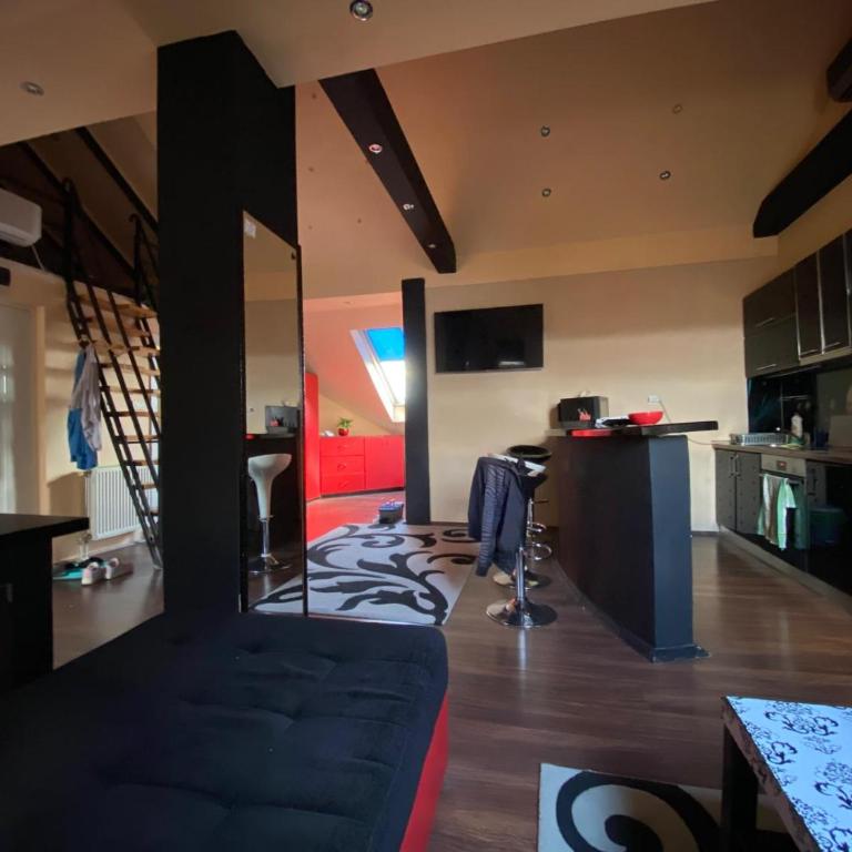Zoki Retreat - Two-Bedroom Apartment - 23