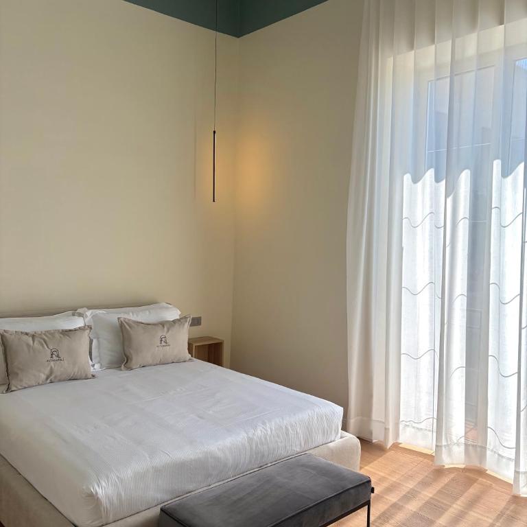 Altanapoli Rooms & Suites - Camera Matrimoniale Deluxe con Balcone - 5