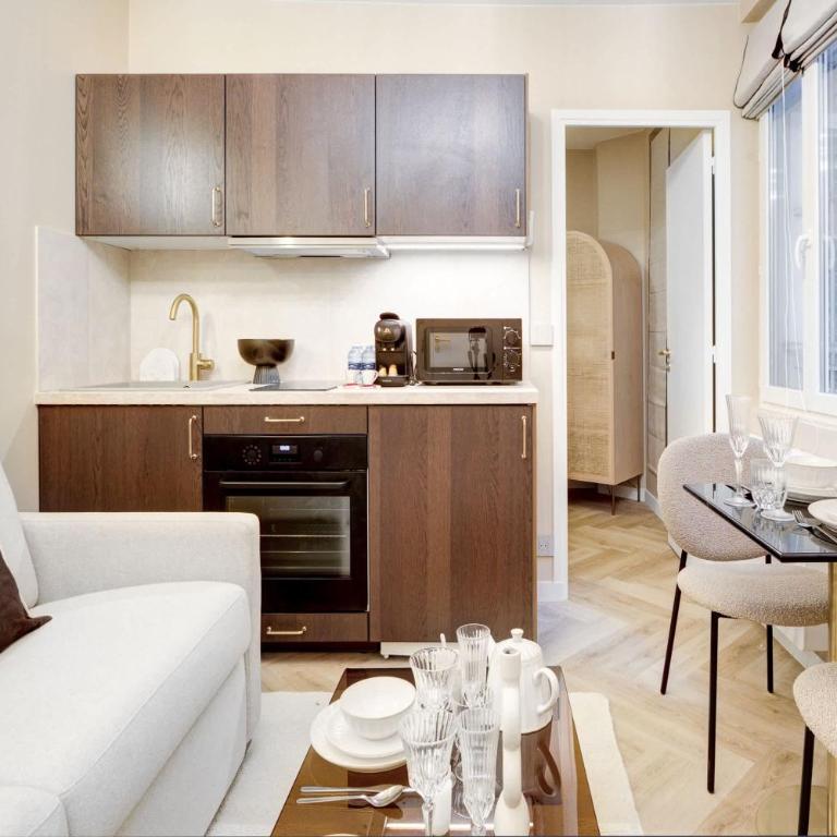 Sejour luxueux et elegant pour 3personnes - Appartement - 12