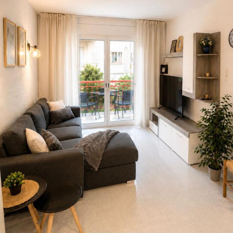 MiraMaria Salou - Two-Bedroom Apartment with Terrace and Sea View - 1