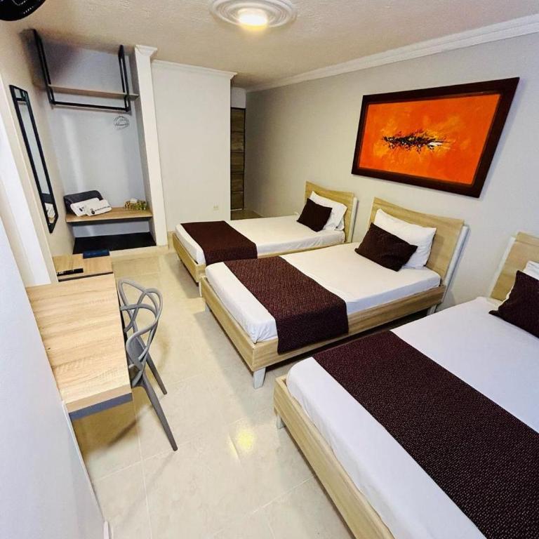 HOTEL PLAZUELA REAL - Habitación Triple - 4