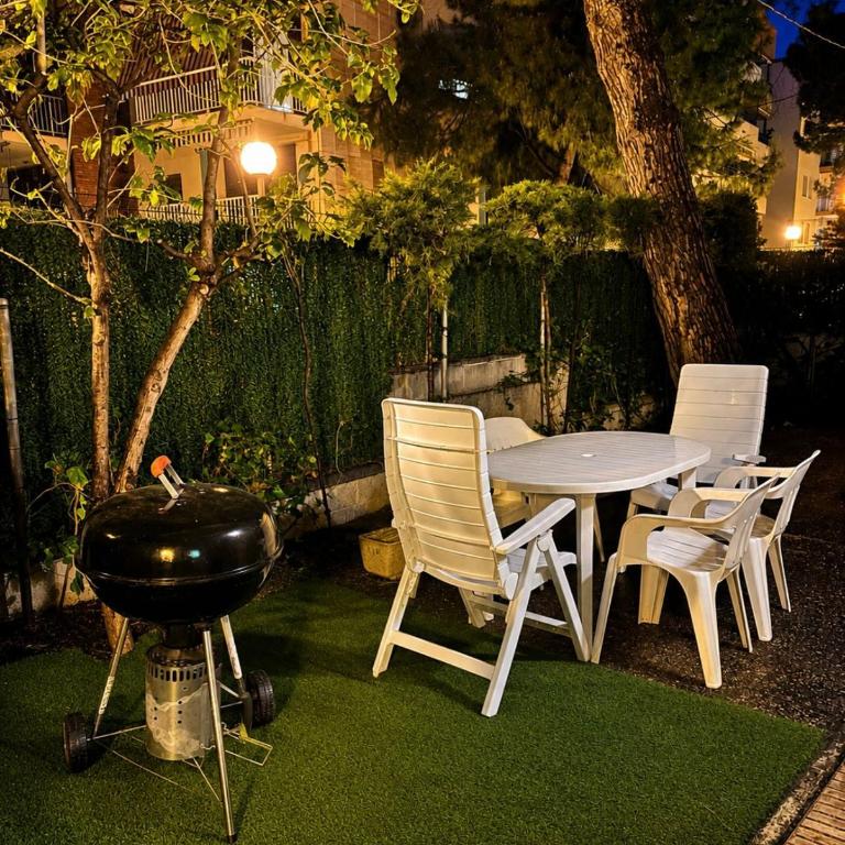MiraMaria Salou - Two-Bedroom Apartment with Terrace and Sea View - 16