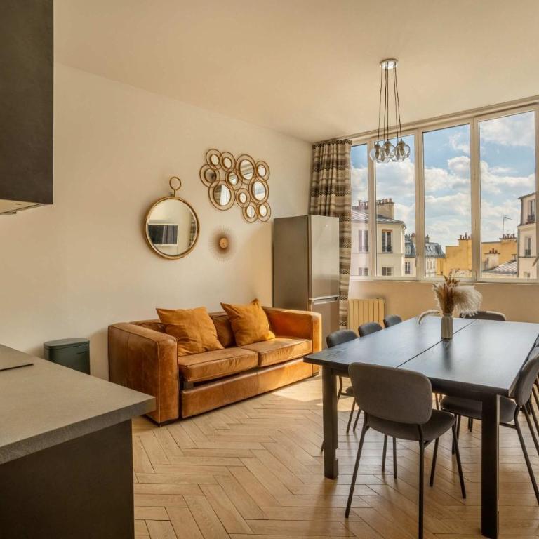 Sacré-Coeur Modern 4BD with sauna for 10 guests! - Appartement - 2