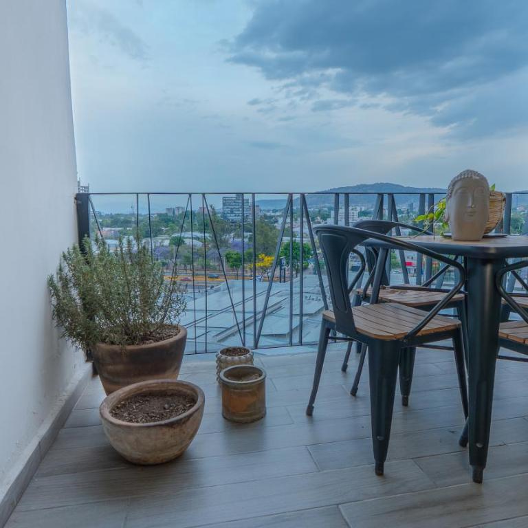 Stadium Luxury Suite - 7 min from Stadium Guadalajara By Magnolia Homes Mx - Two-Bedroom Apartment - 17