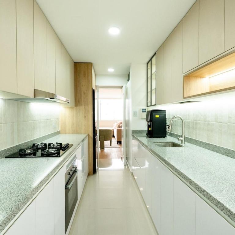 Walk to Larcomar Modern apartment on Av Larco - Apartamento de 3 dormitorios - 25