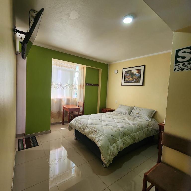 Hostal Capac - Habitación Doble con baño privado - 7