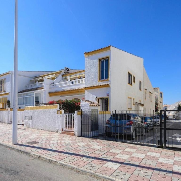 Infinity house - Three-Bedroom Bungalow - 8