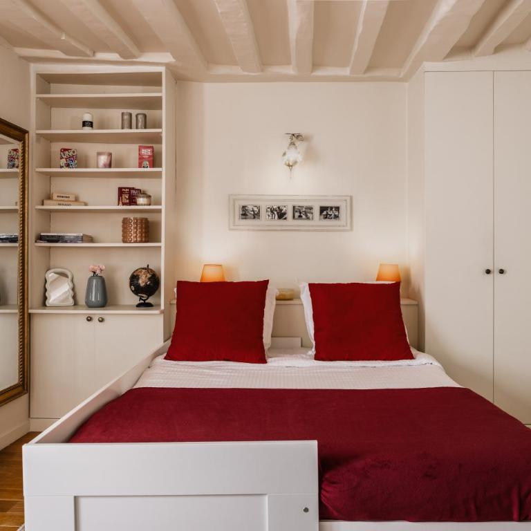 Beautiful cosy flat in Saint Germain des prés - G21B - One-Bedroom Apartment - 4