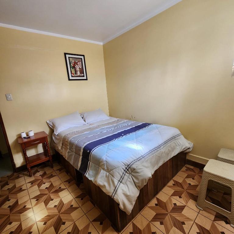 Hostal Capac - Habitación Doble Económica con baño compartido - 3