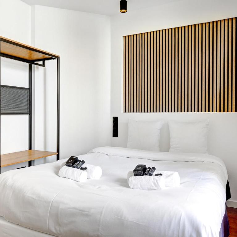 Studio climatise aux Champs-Elysees - Appartement - 2