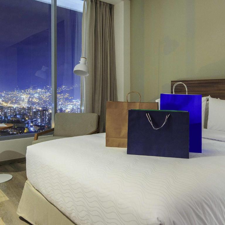 Novotel Medellin El Tesoro - Habitación Estándar - Cama extragrande - 2