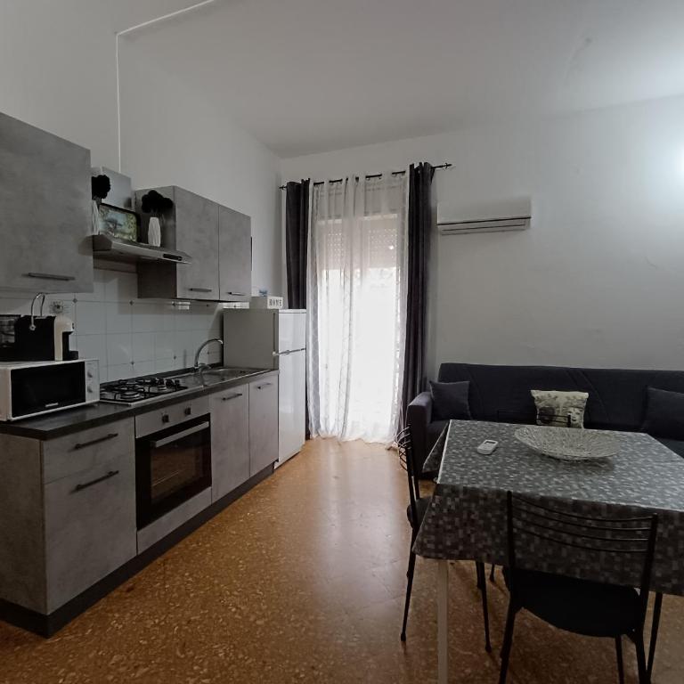 Casa Tua 3 - One-Bedroom Apartment - 2