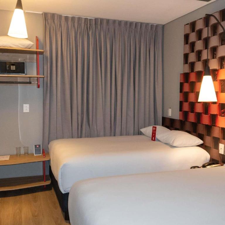 ibis Cucuta - Habitación Doble Superior - 2 camas dobles - 3