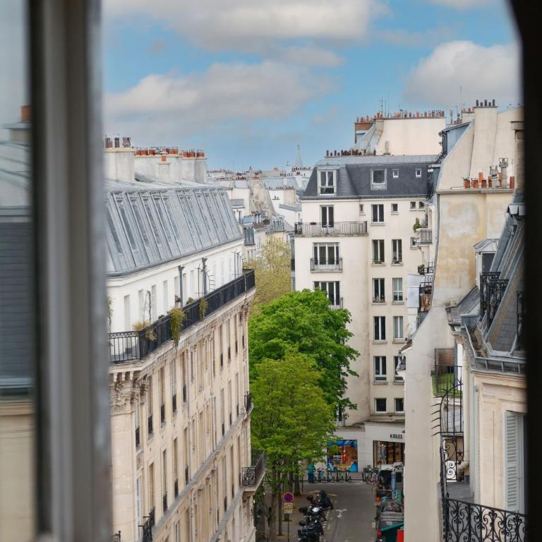 Vue extraordinaire with A-C - Rue de Rennes - Appartement - 14