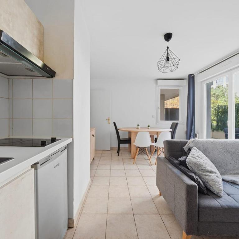 Appartement avec grande terrasse Emplacement central, calme et recherché à Montpellier - Apartment mit 1 Schlafzimmer - 3