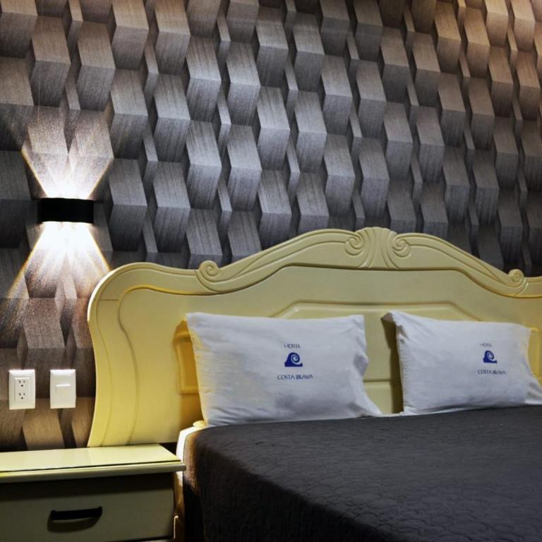 Hotel Costa Brava Gdl - Standard Queen Room - 8