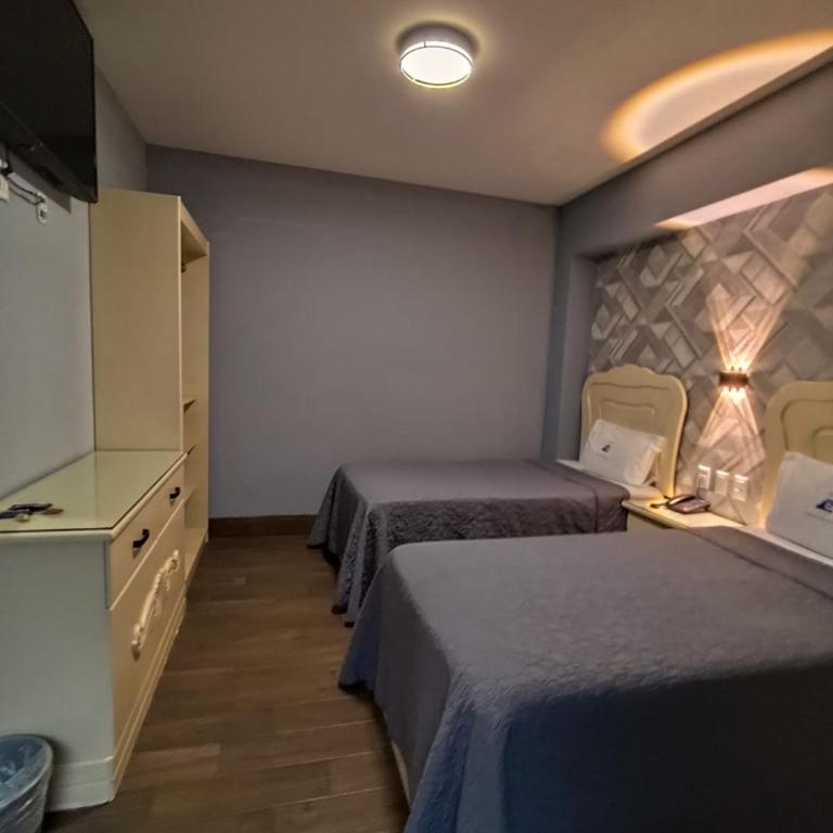 Hotel Costa Brava Gdl - Twin Room - 3