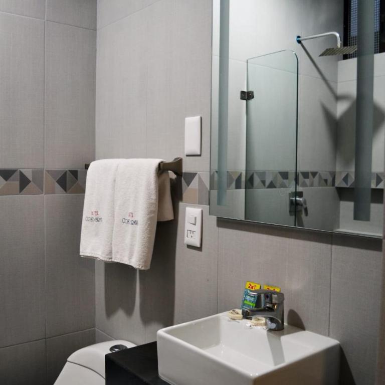 Hotel Costa Brava Gdl - Large Double Room - 7