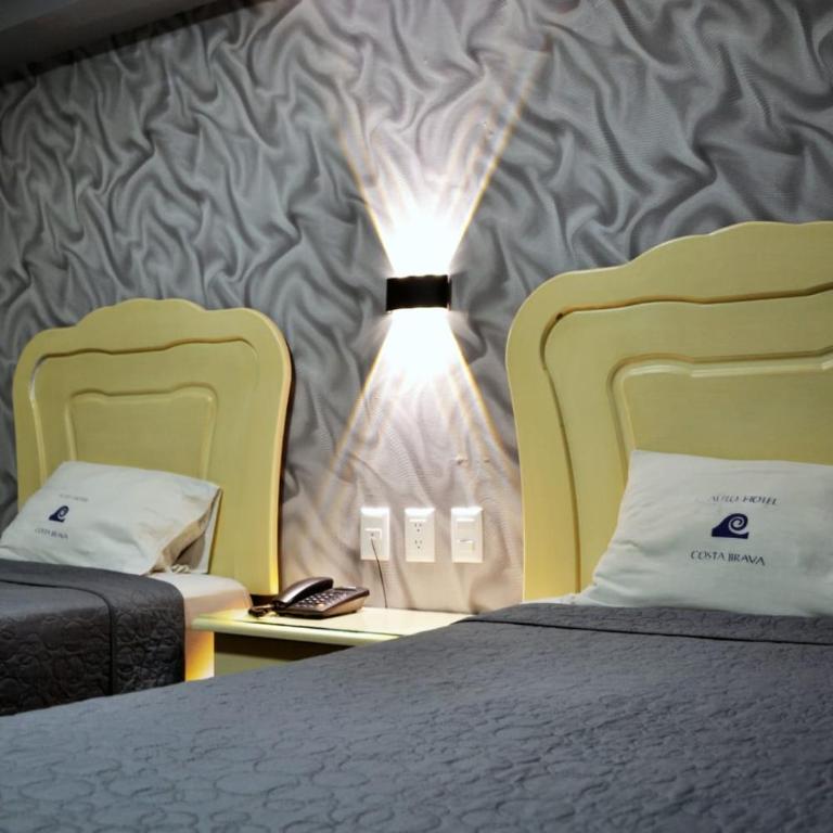 Hotel Costa Brava Gdl - Twin Room - 10